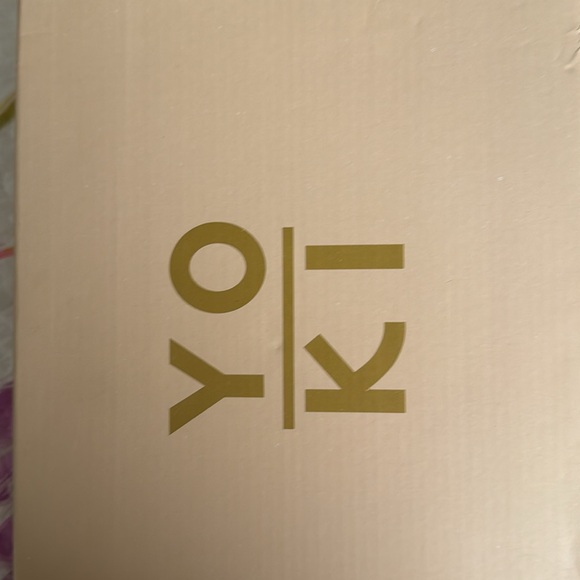 YOKI Jacklyn-49 Open-toe high heeled shoes with crisscrossed chain details - Picture 3 of 6